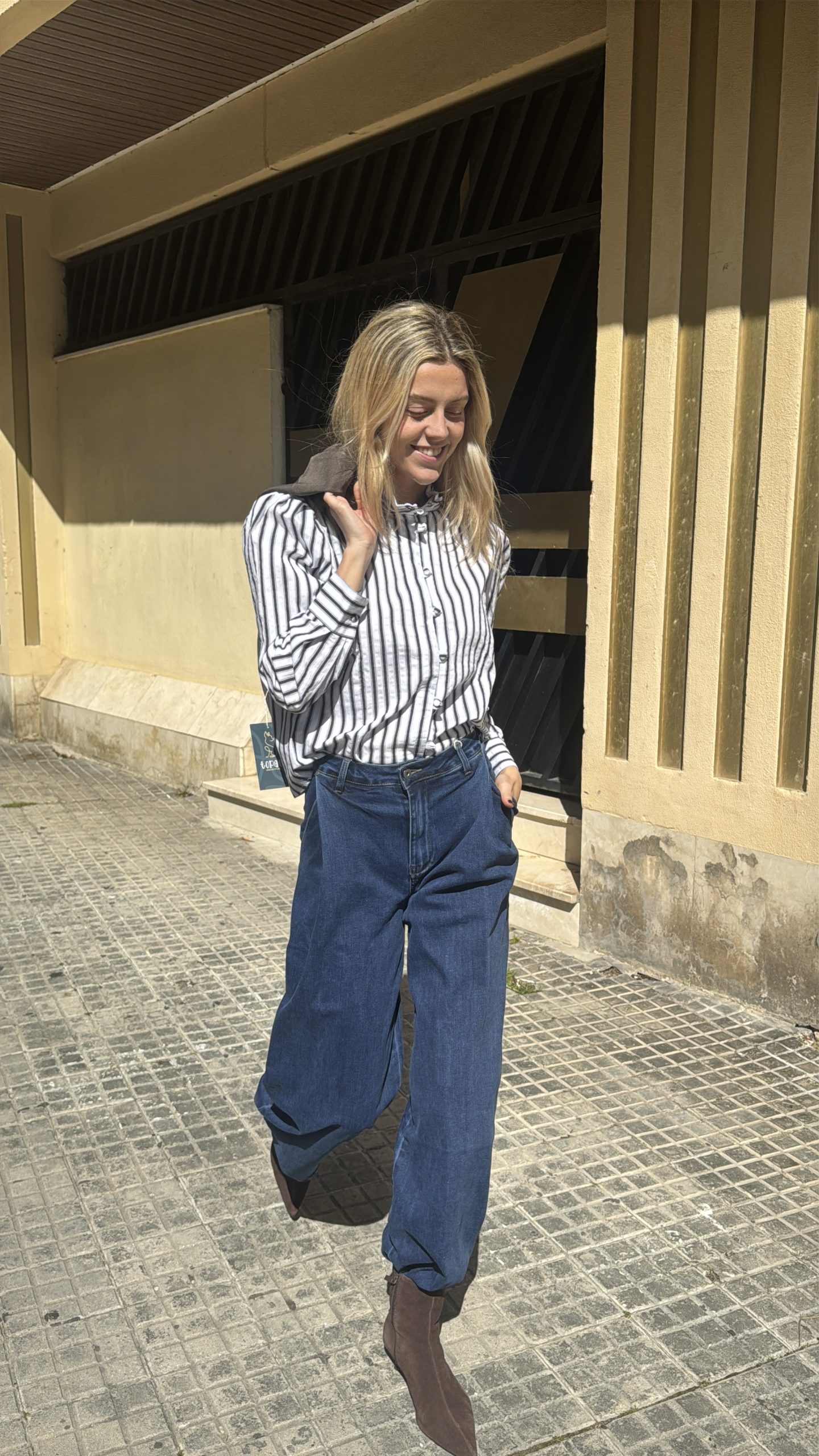 PANTALON VAQUERO PINZAS - Imagen 2