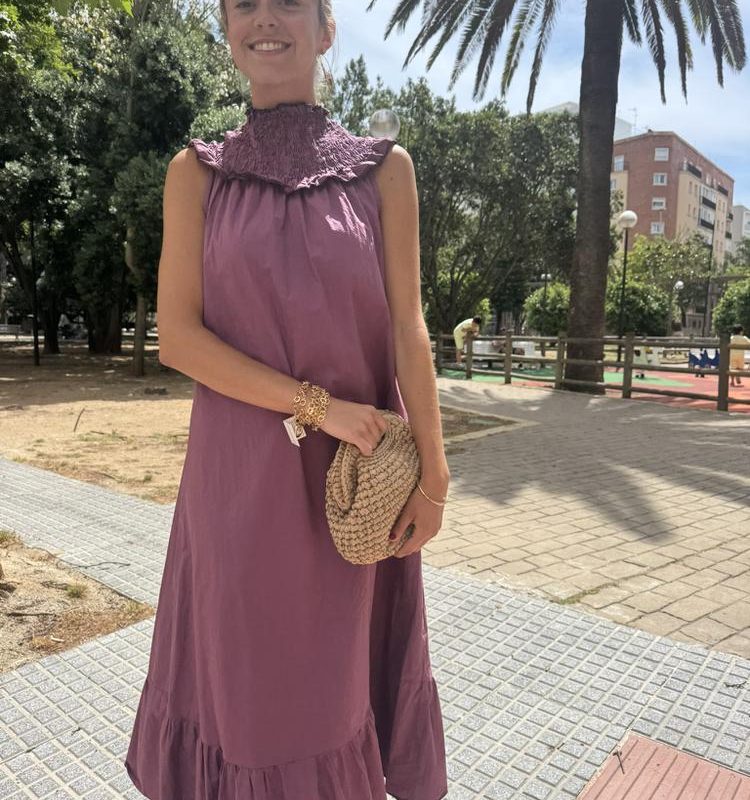 VESTIDO CUELLO BABERO