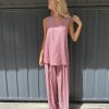PANTALON RAYAS DIPLOMATICAS ROSA